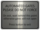 1971 AUTOMATED GATES Please Do Not FORCE Door Metal Aluminium Plaque Sign